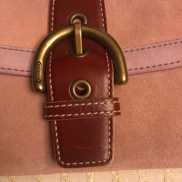 Coach beautiful suede wristlet - Picture 2 of 8